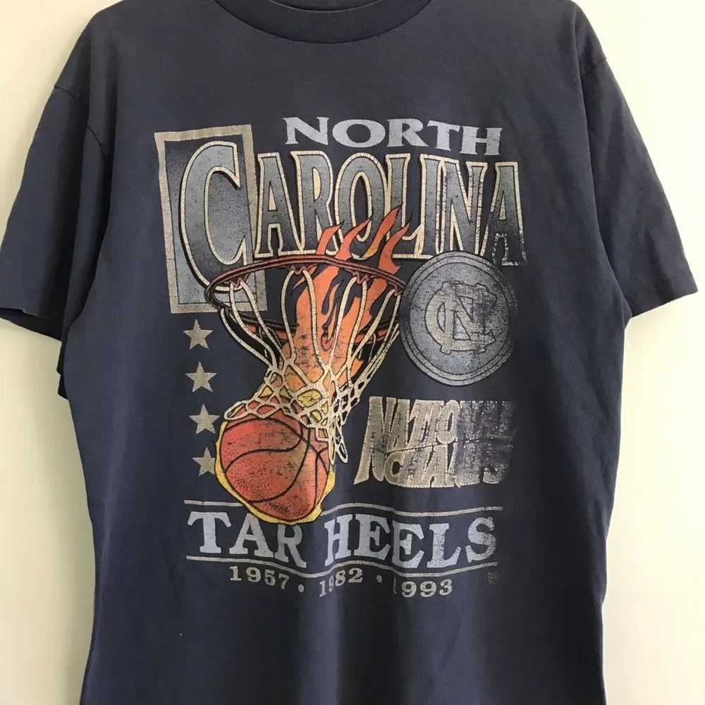 Vintage Men’s XL UNC Tarheels Basketball Tee Tshirt Blue Crew Neck Short Sleeve